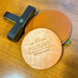 NWOT Portland Leather 6 Round Coasters